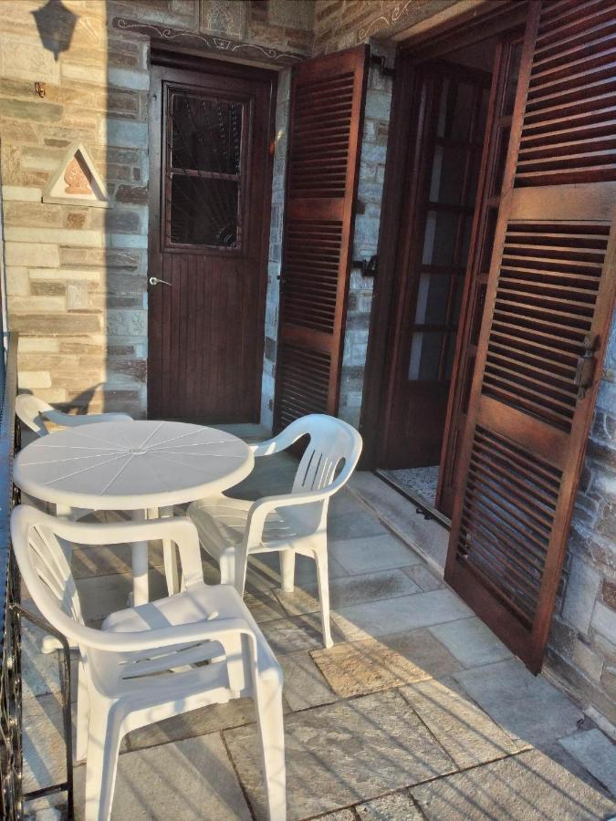 Studio Sevasti Kala Nera Exterior foto